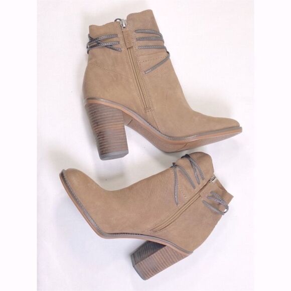 NWOT Women's Franco Sarto Edaline Ankle Boot - Picture 4 of 9